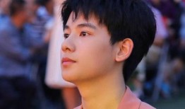 圈内小料爆料彭冠英,圈内小料揭秘，神秘面纱下的真实人生